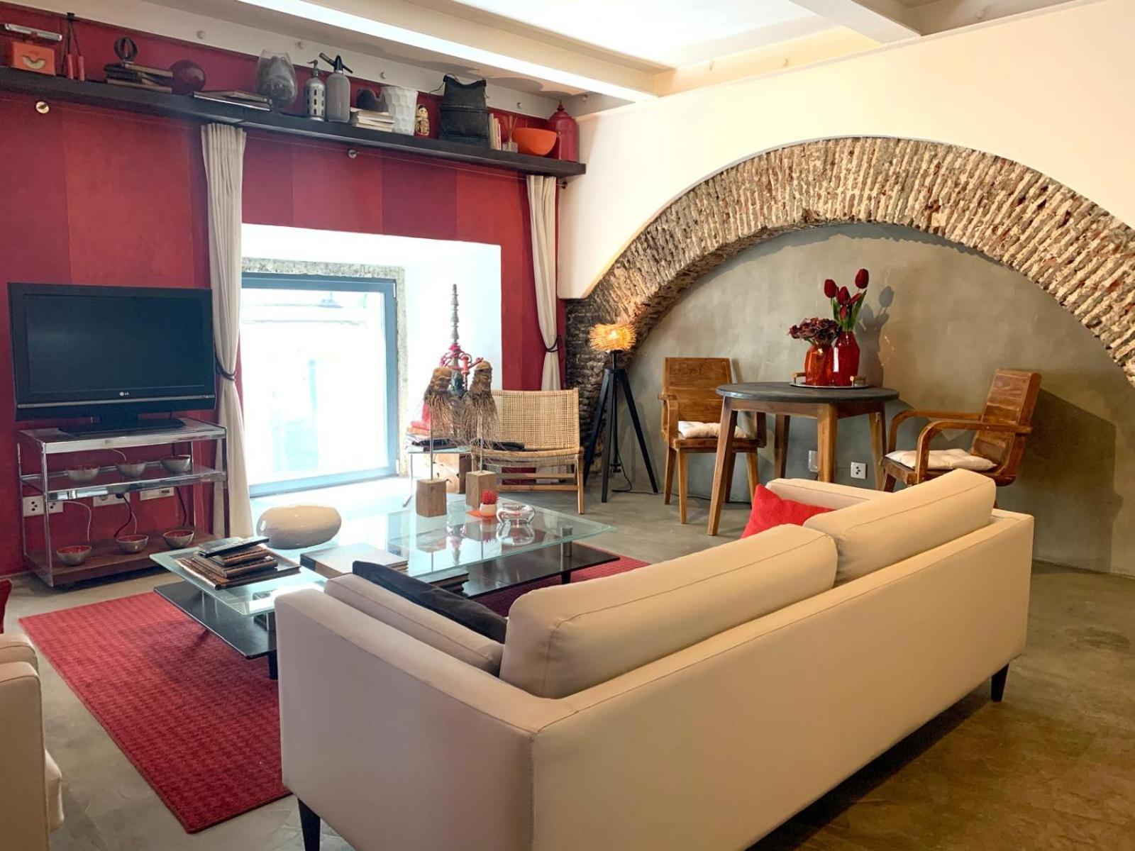 Old Stables Chiado - 2 Bedroom In The Heart Of Lisboa