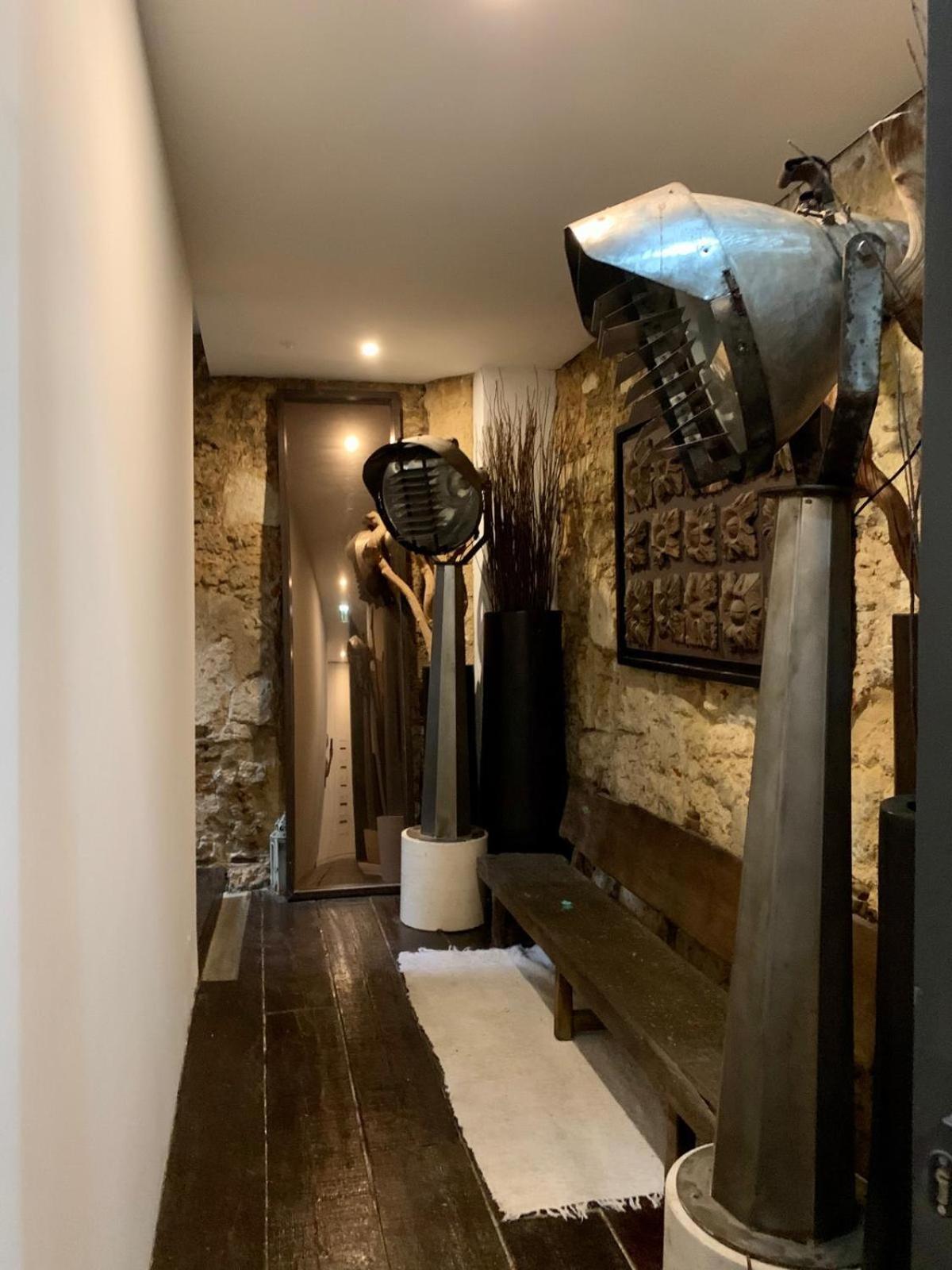 Old Stables Chiado - 2 Bedroom In The Heart Of